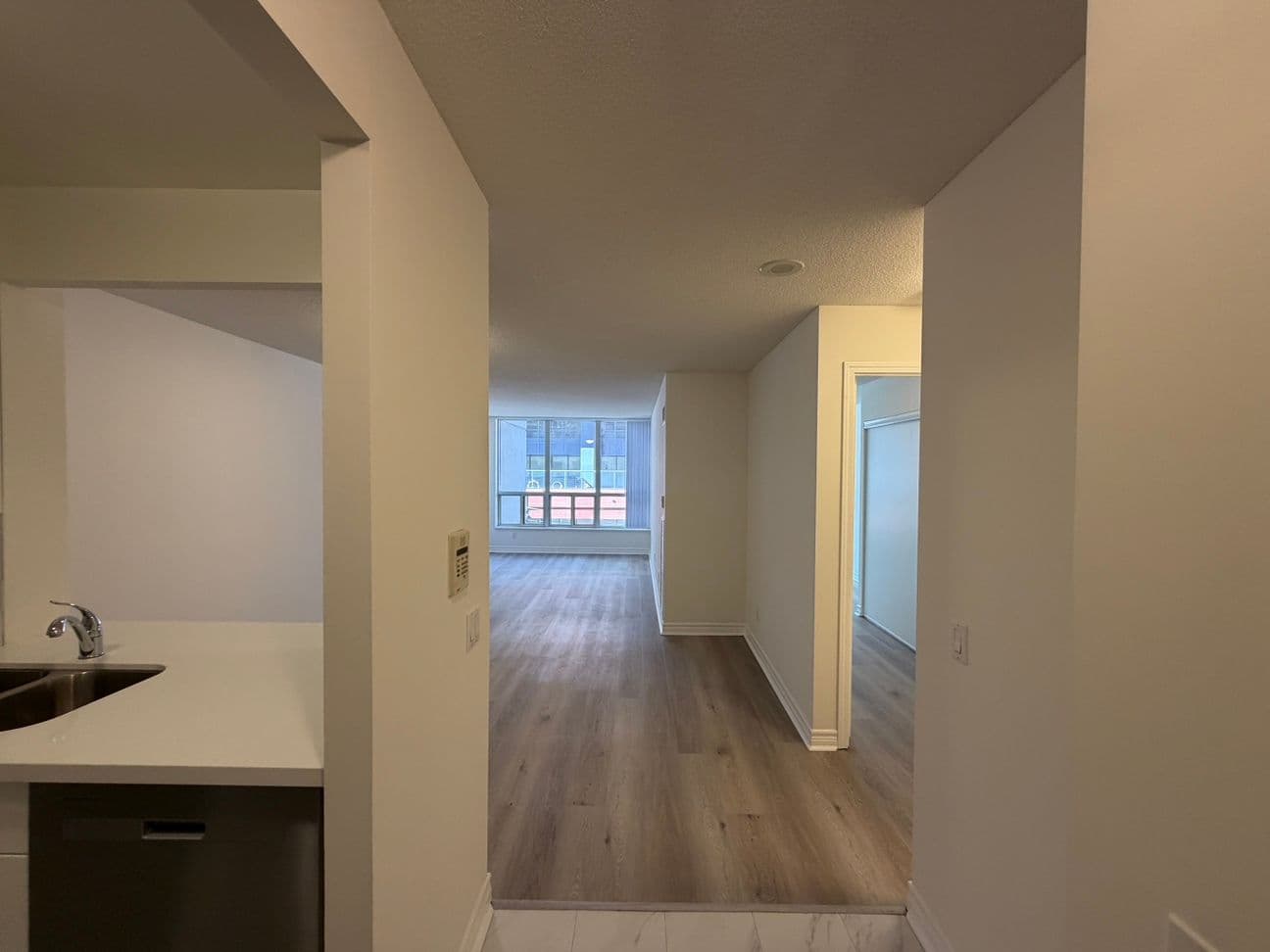 152 St Patrick Street 308, Toronto C01, ON M5T 3J9