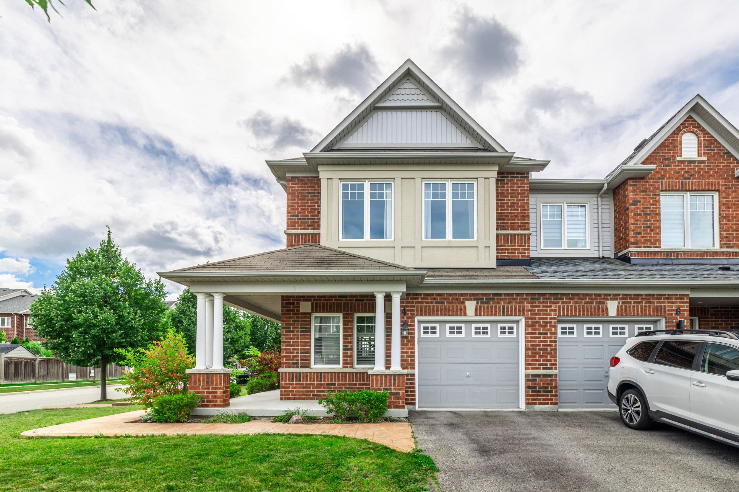 4 Courtland Crescent, East Gwillimbury, ON L9N 0B2