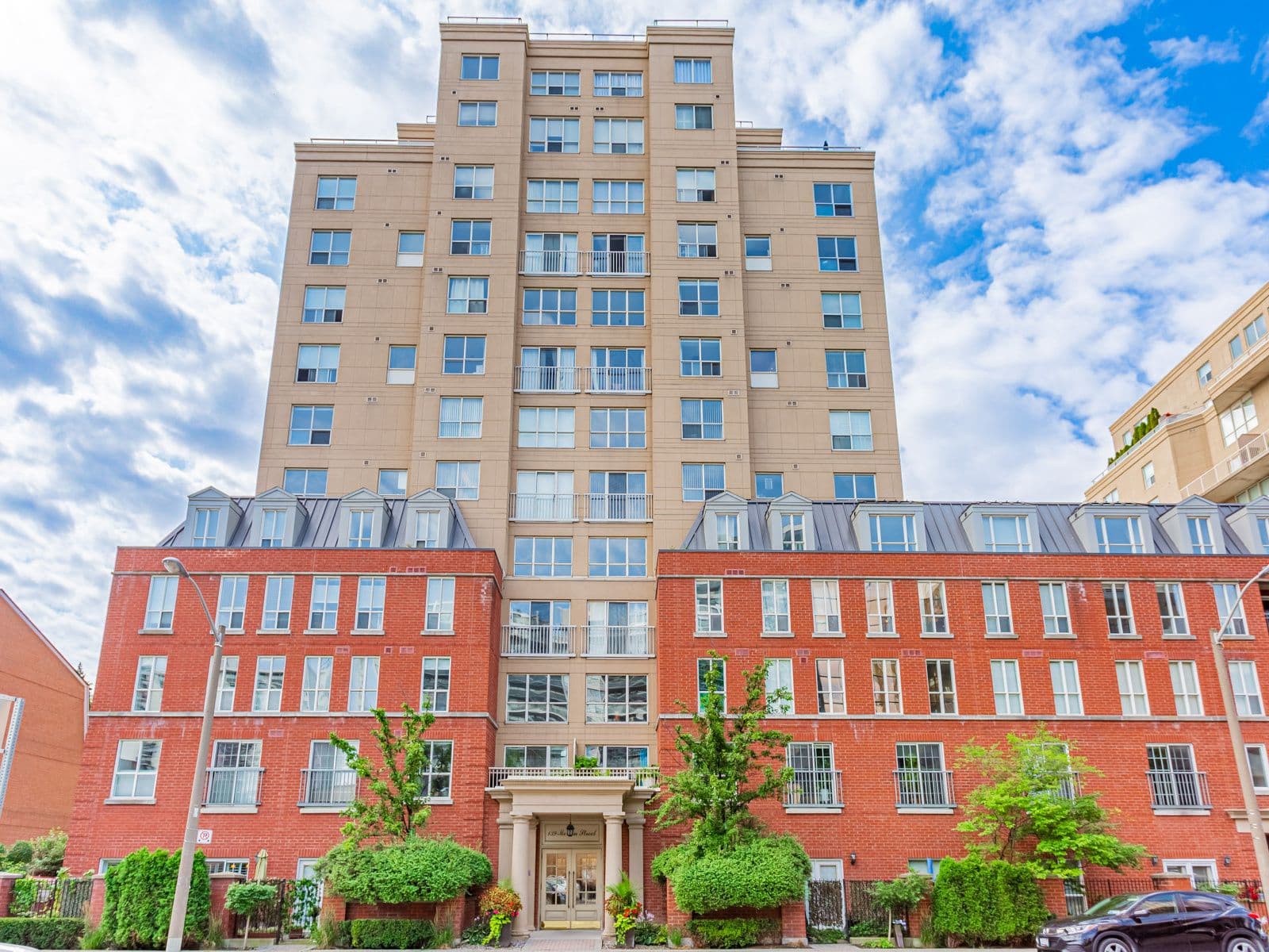 139 Merton Street 246, Toronto C10, ON M4S 3G7