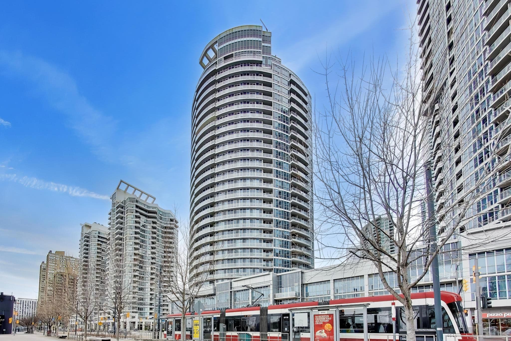 218 Queens Quay W 505, Toronto C01, ON M5J 2Y6