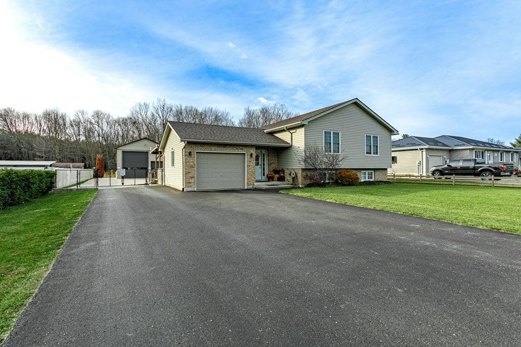 6851 E Springfield Road S, Malahide, ON N5H 2R5