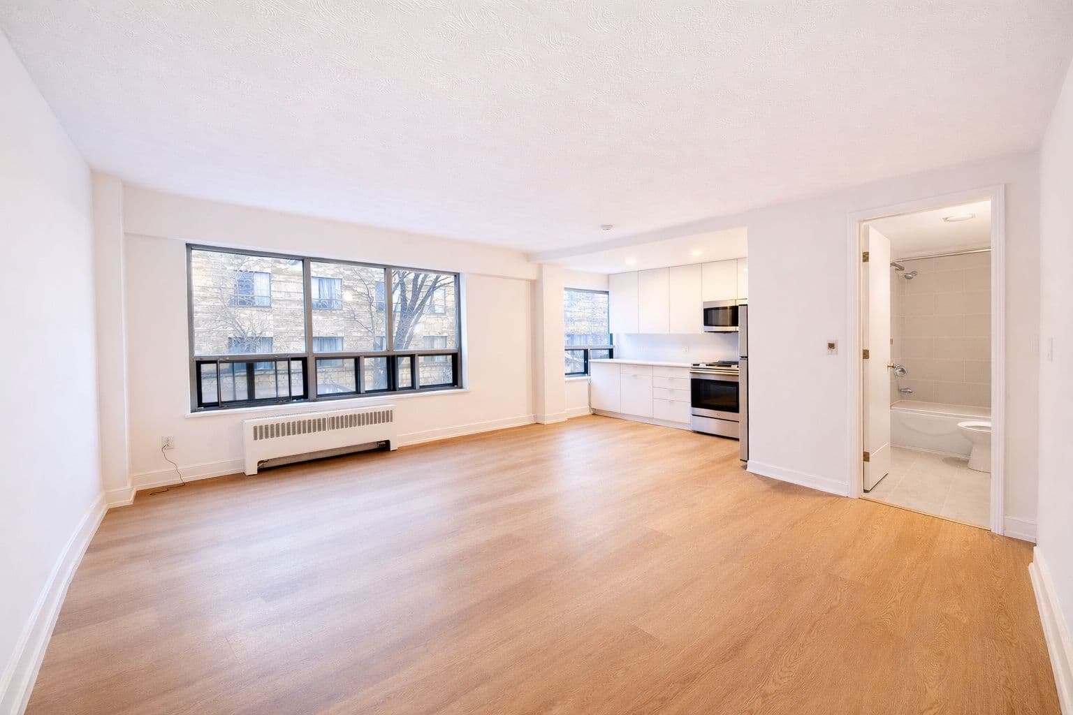 118 Tyndall Avenue 105, Toronto W01, ON M6K 2E7