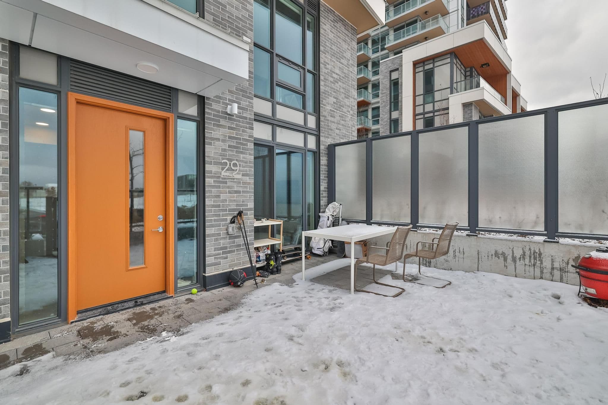 29 McMahon Drive, Toronto C15, ON M2K 0J1