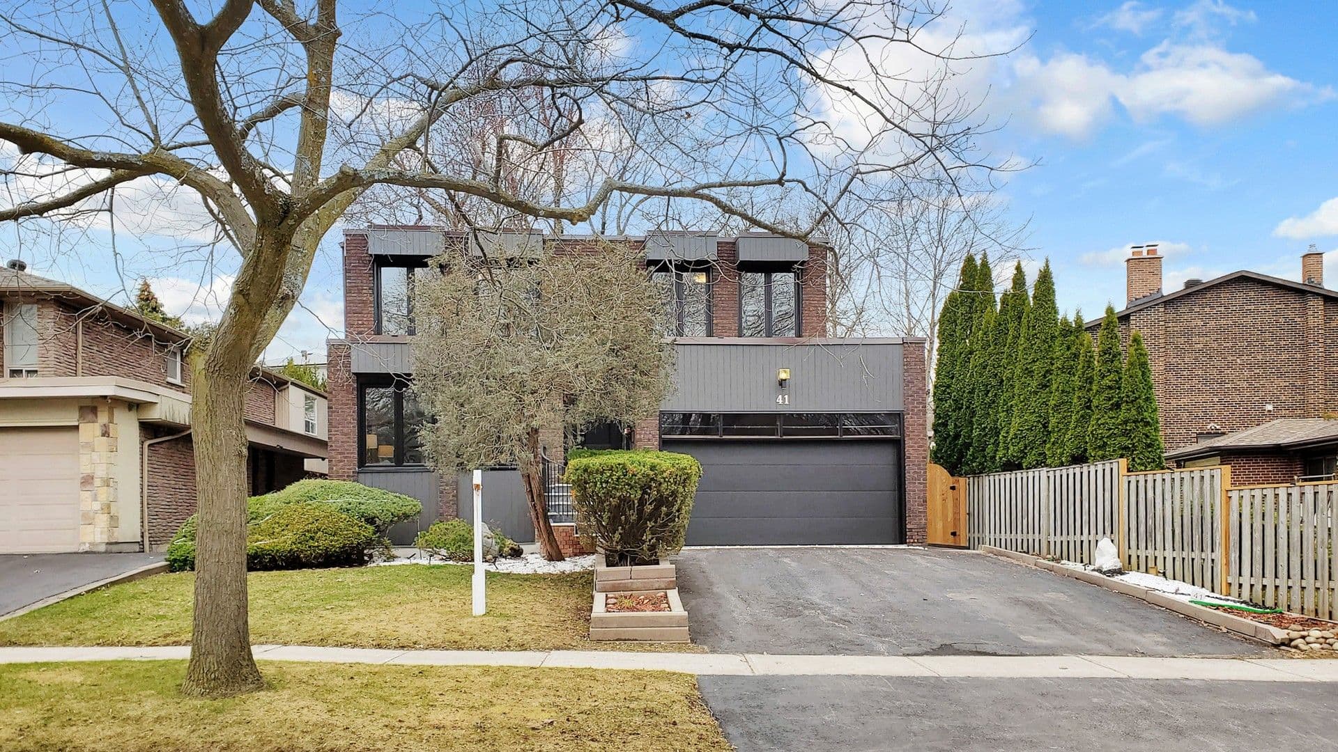 41 Beardmore Crescent, Toronto C15, ON M2K 2P3