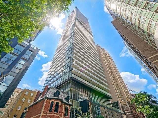 15 Grenville Street 3502, Toronto C01, ON M4Y 1A1