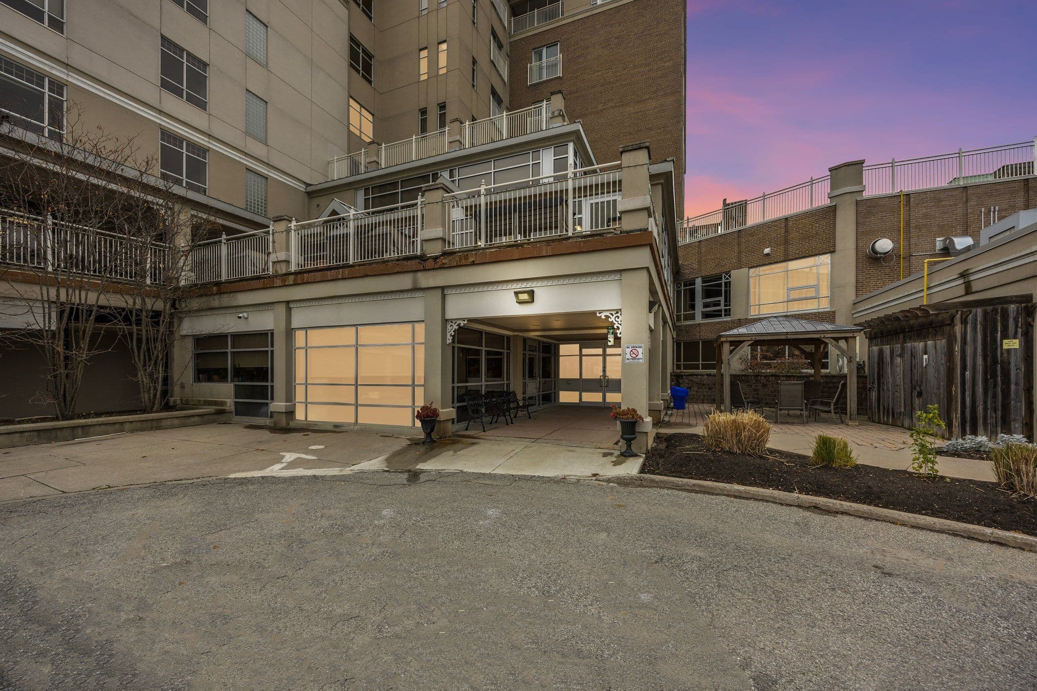 74 Ross Street 53, Barrie, ON L4N 1G3