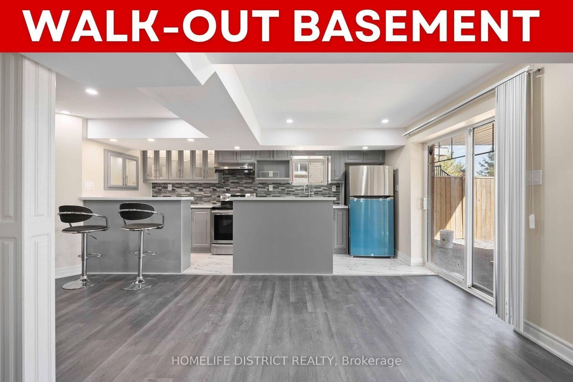 7 Mosely Crescent, Ajax, ON L1Z 0M9