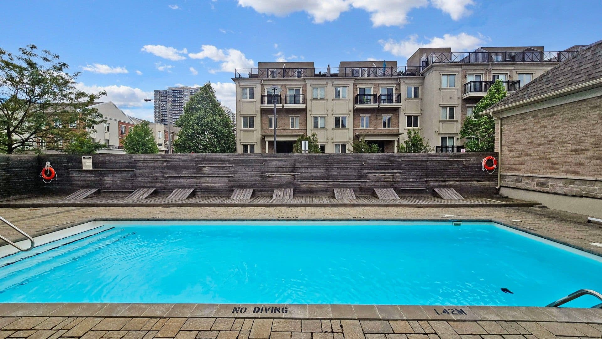 19 Coneflower Crescent 258, Toronto C07, ON M2R 0A5