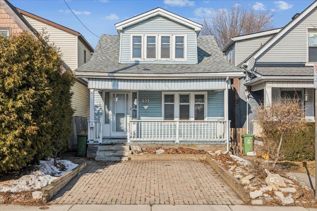 93 Graham Avenue N, Hamilton, ON L8H 4J8