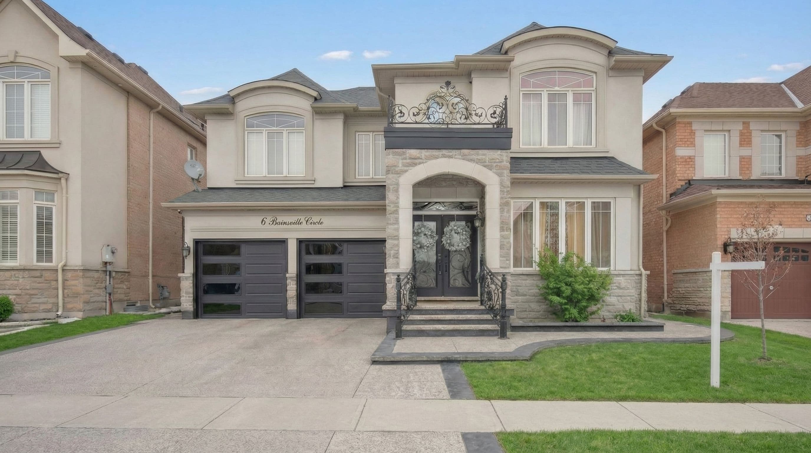 6 Bainsville Circle, Brampton, ON L6P 3A5