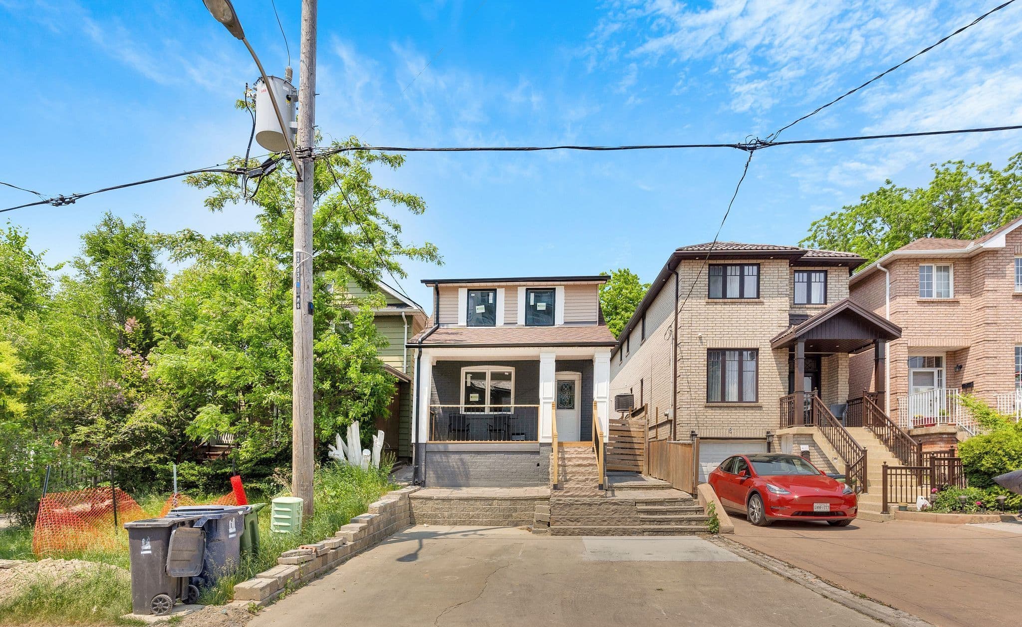8 Fairglen Crescent, Toronto W04, ON M9N 1S2