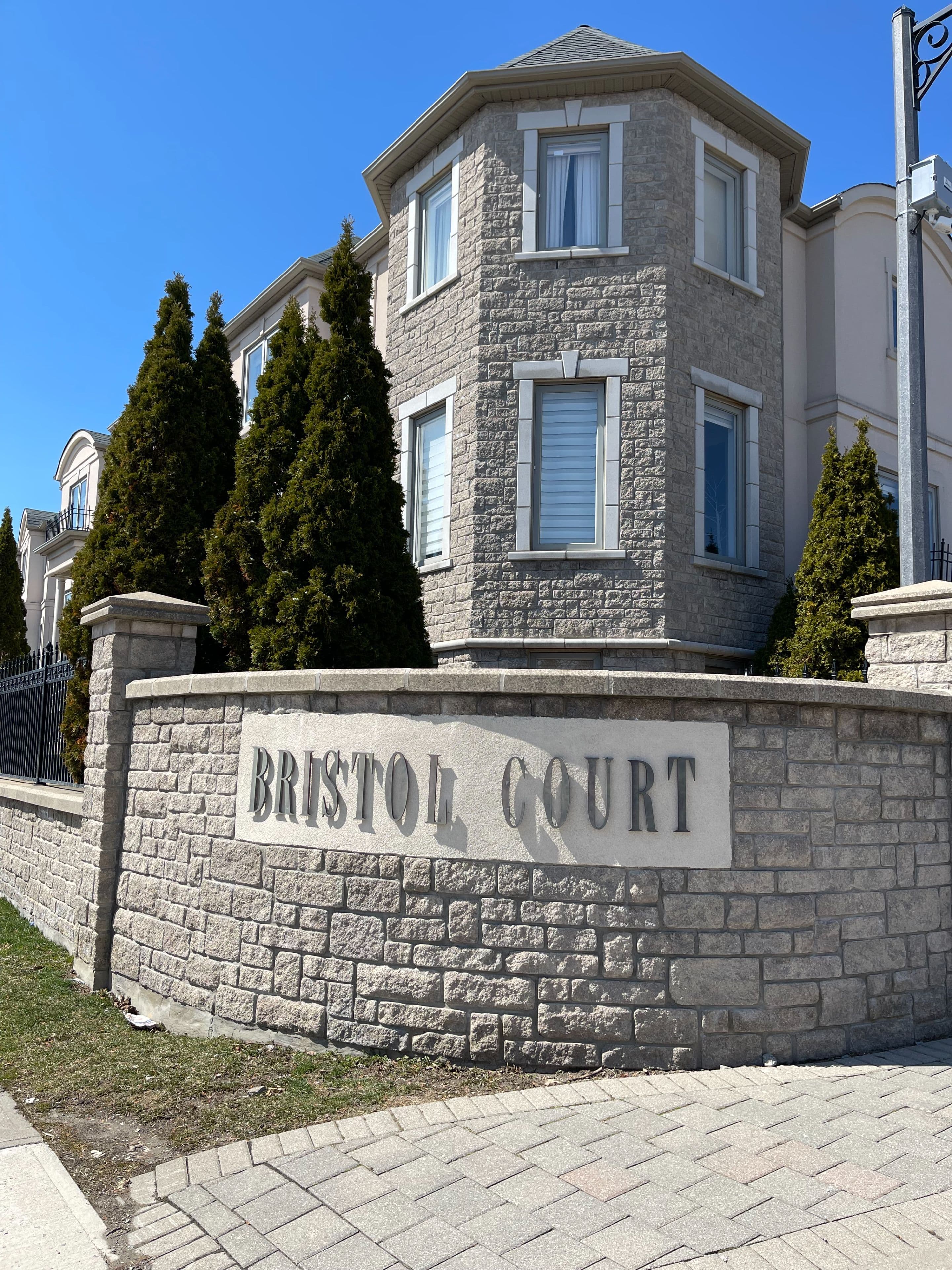 9133 Bayview Avenue 97, Richmond Hill, ON L4B 4V7