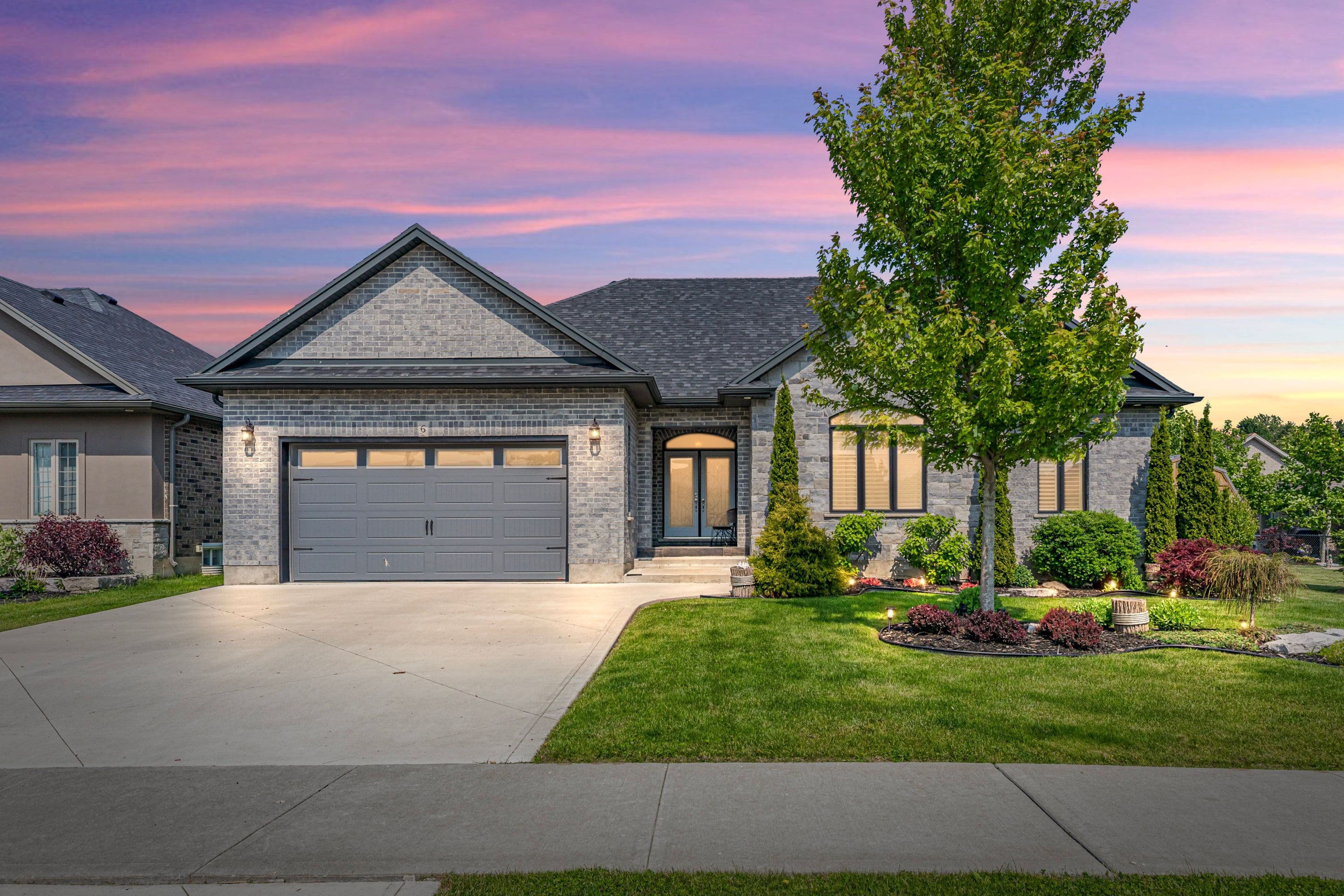 6 Bluenose Drive, Norfolk, ON N0A 1N7