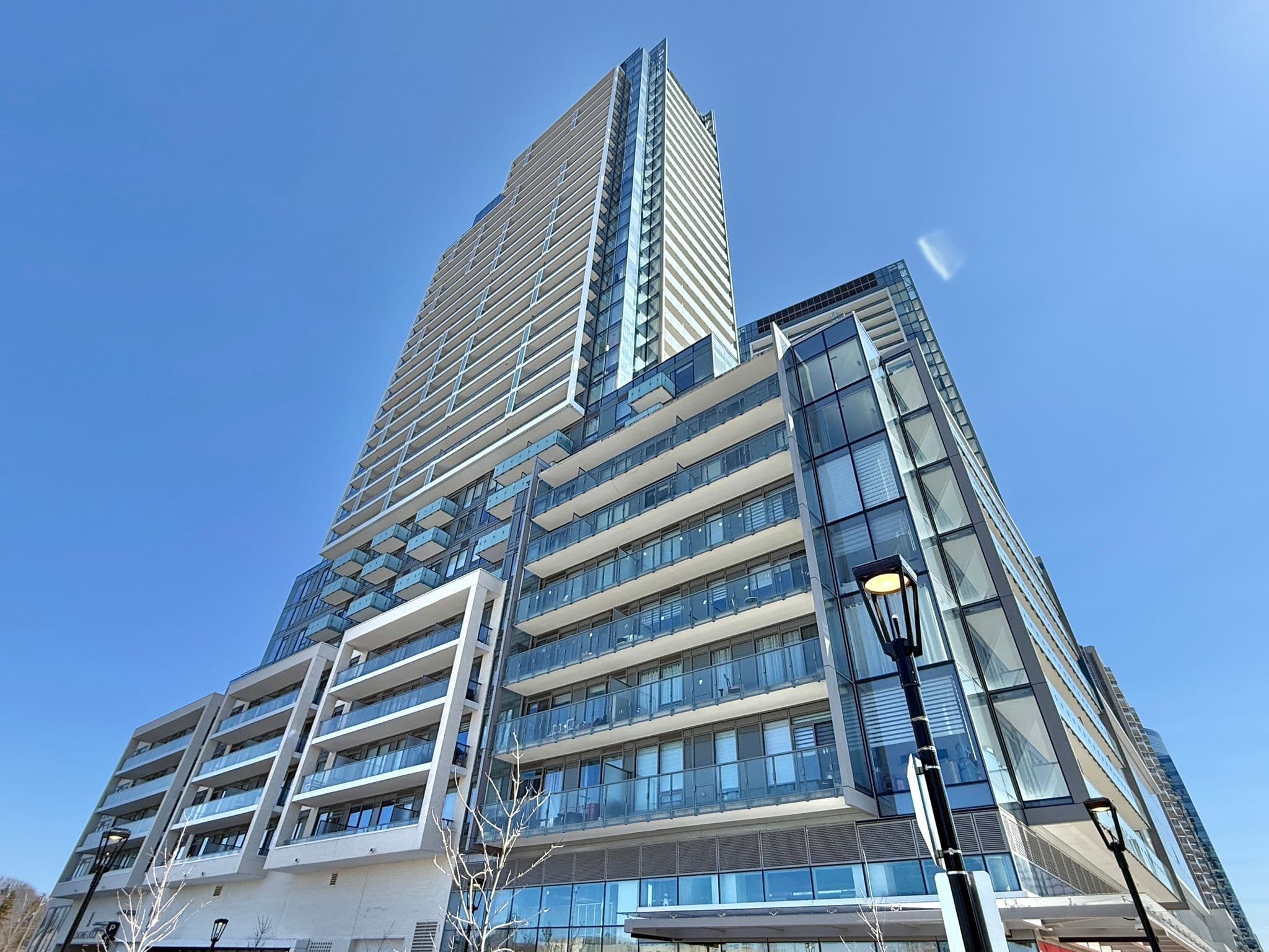 7 Golden Lion Heights N1013, Toronto C14, ON M2M 0C1