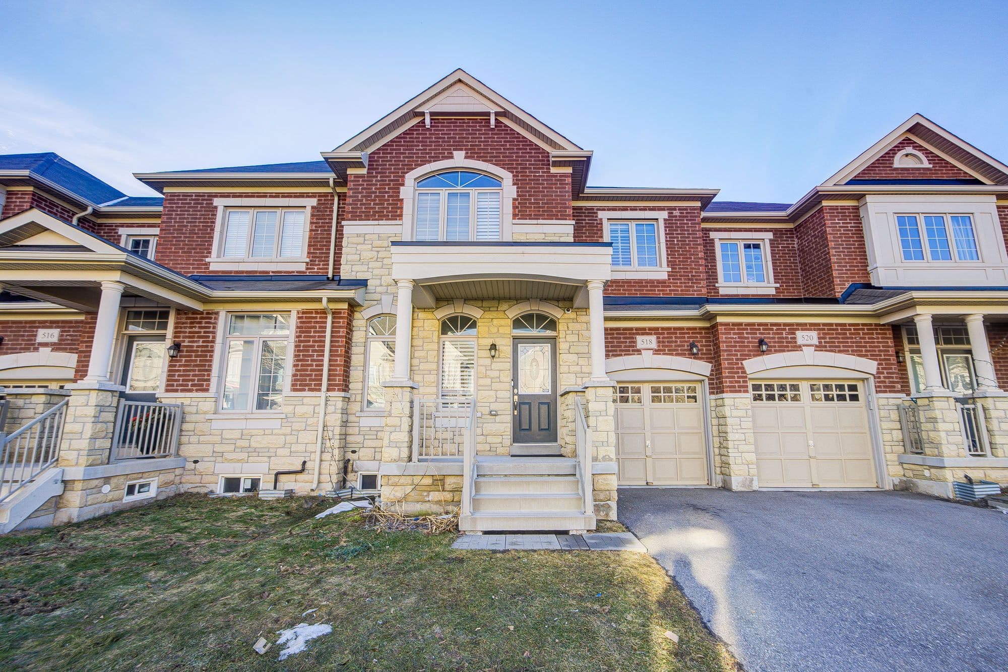 518 Terrace Way, Oakville, ON L6M 1N5