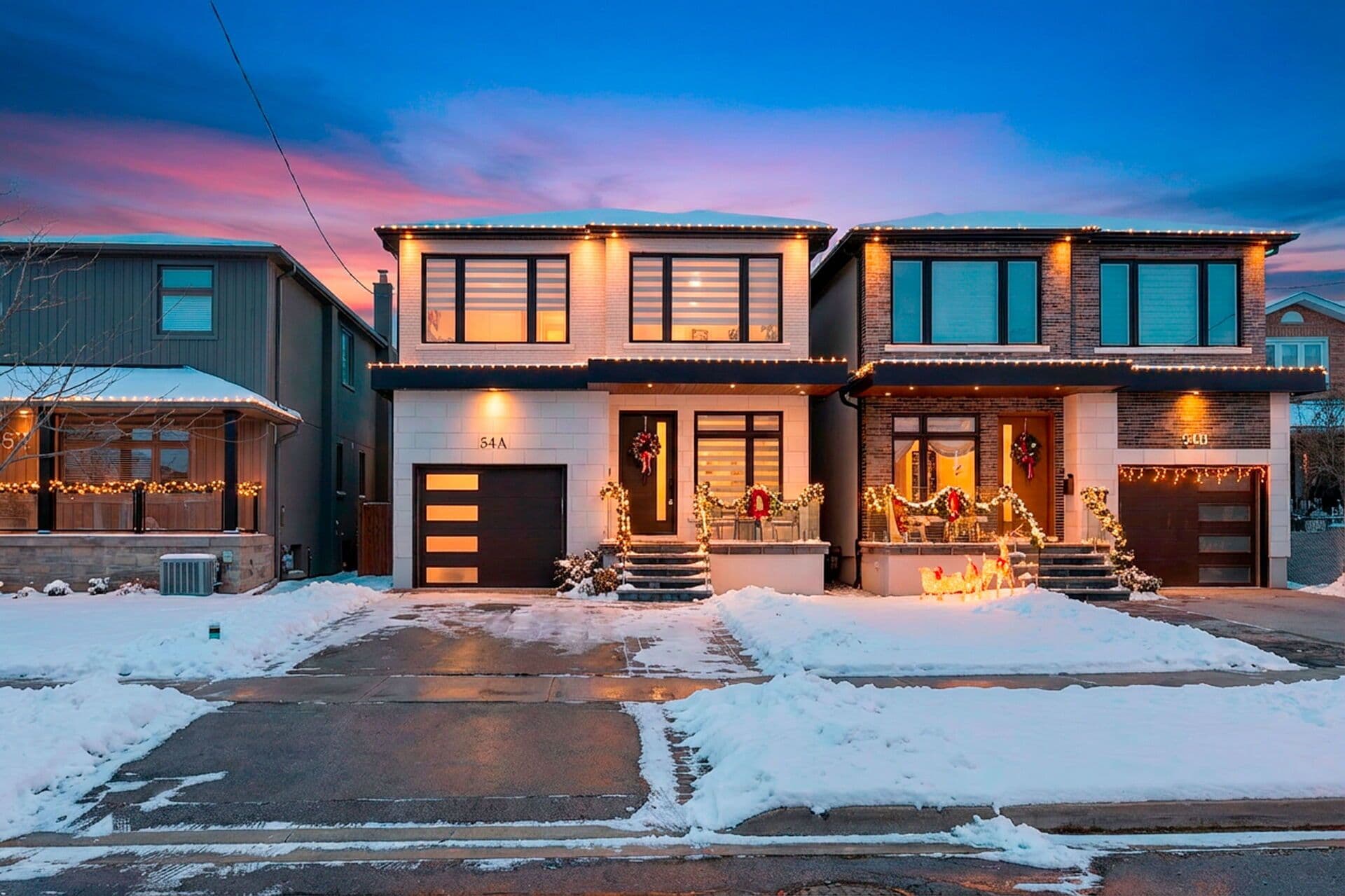 54 A Trueman Avenue, Toronto W08, ON M8Z 5A2