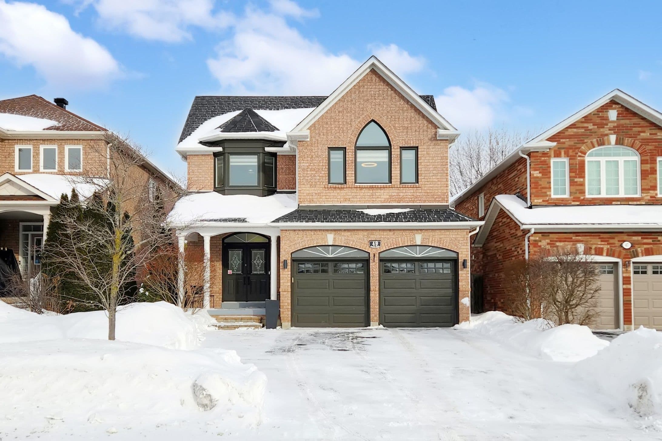 49 Sonley Drive, Whitby, ON L1R 3B7