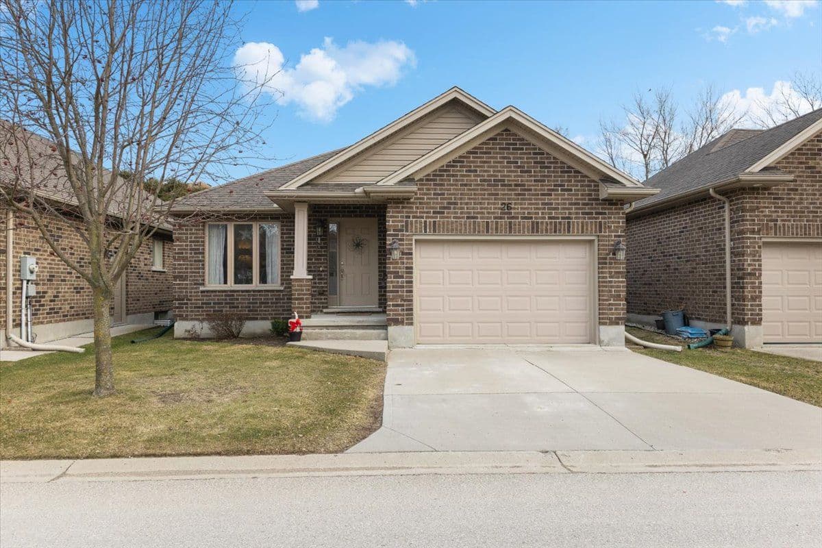 295 MOGG Street 26, Strathroy-Caradoc, ON N7G 0C6