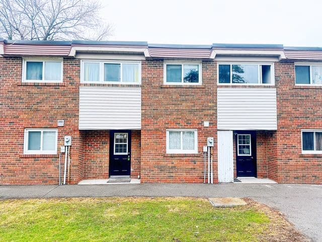 67 godstone Road 121, Toronto C15, ON M2J 3C8