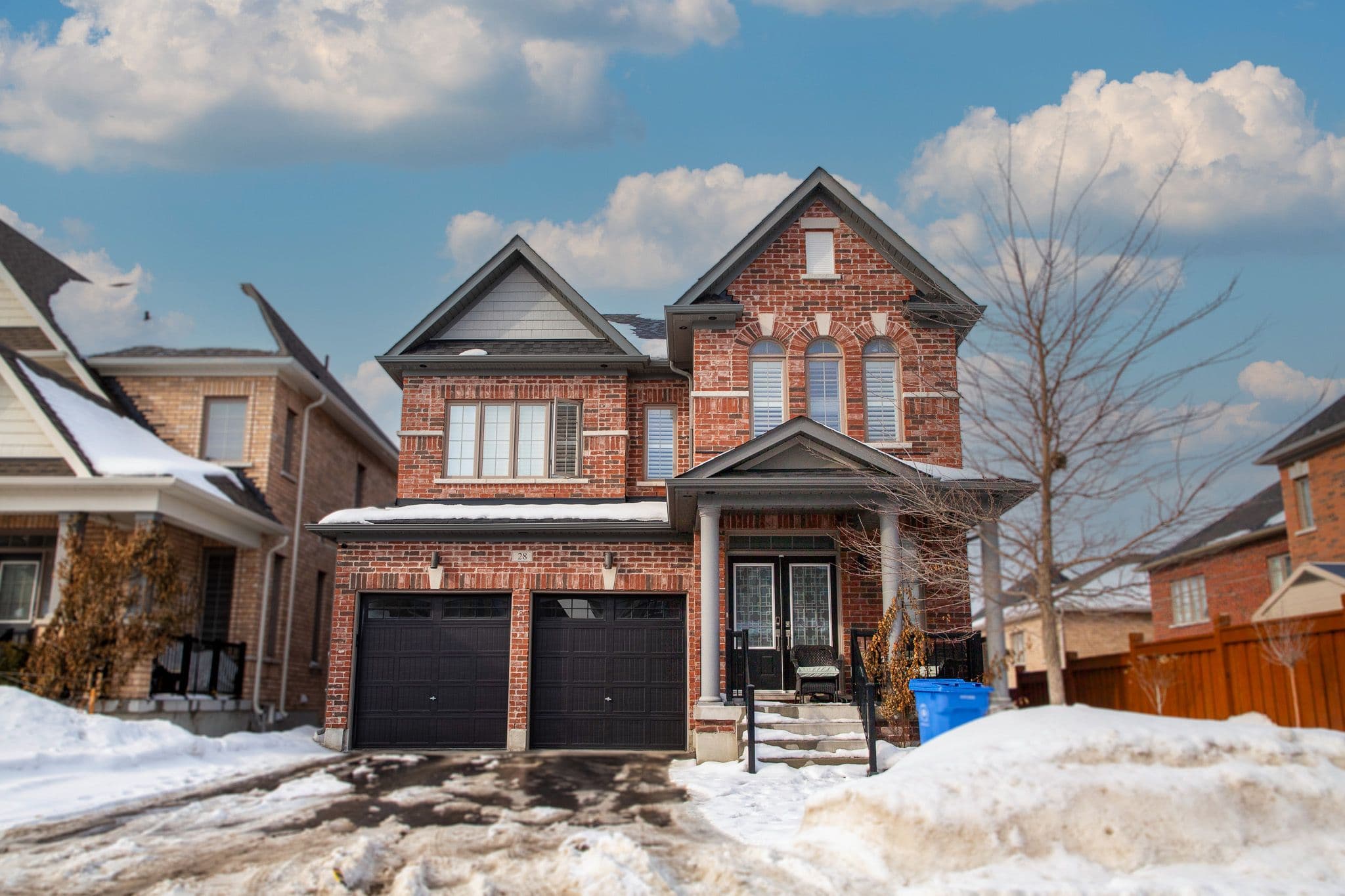 28 Prosperity Way, East Gwillimbury, ON L9N 0V1