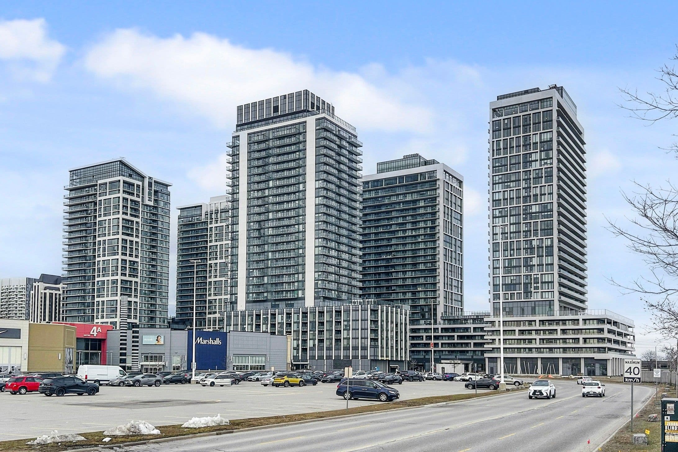 8960 Jane Street 207, Vaughan, ON L4K 2M9