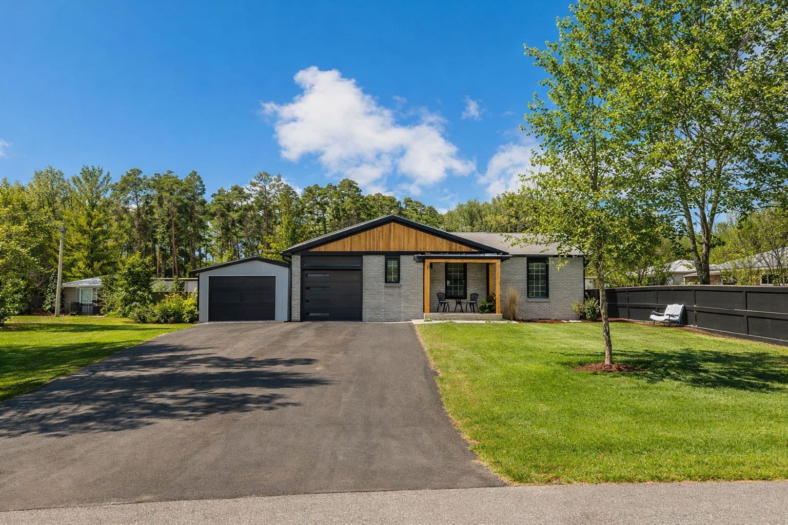 7 Crawford Circle, New Tecumseth, ON L0G 1A0