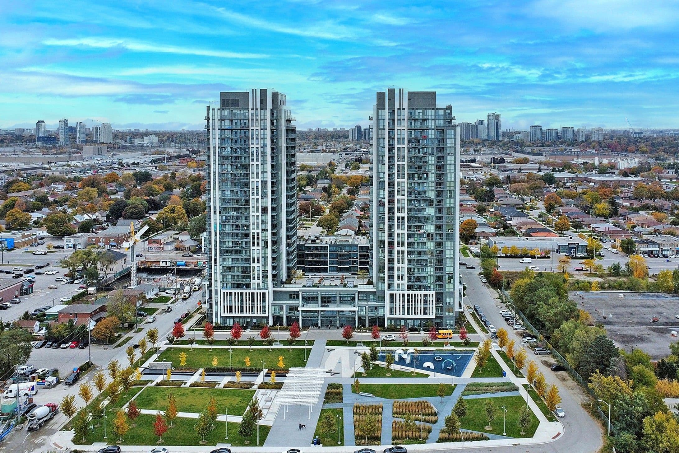 15 Zorra Street 601, Toronto W08, ON M8Z 0C1