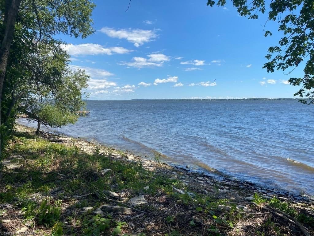 461 Sunrise Drive, Prince Edward County, ON K8N 4Z7