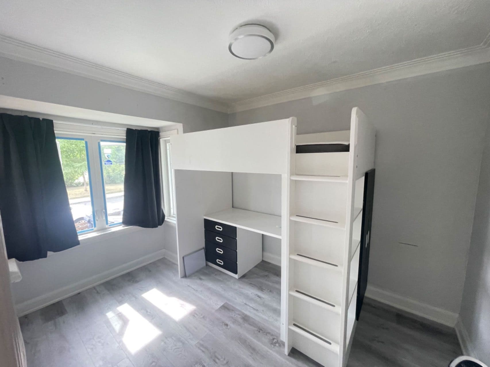 283 Harvie Avenue, Toronto W03, ON M6E 4L1