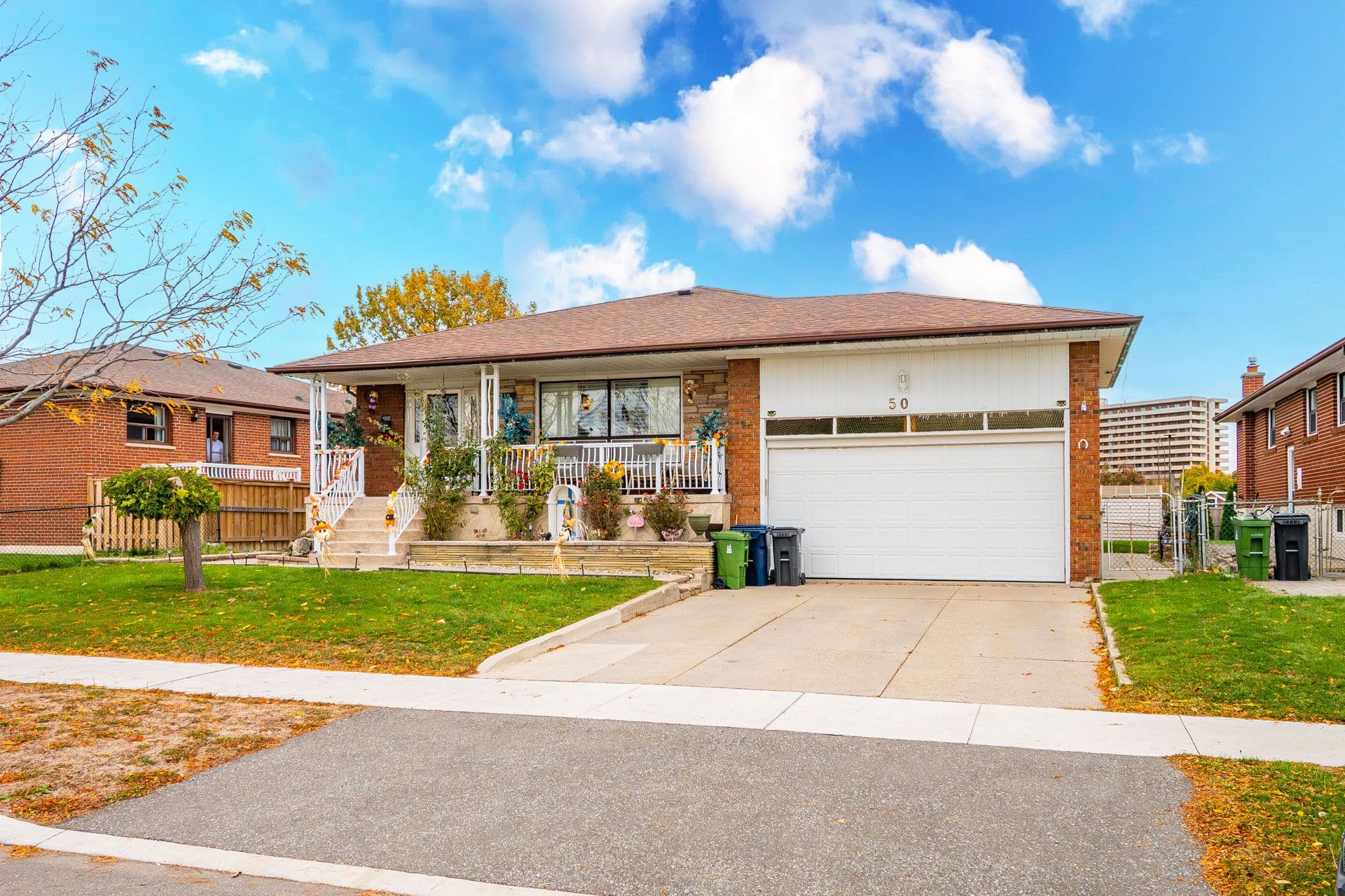 50 Wheelwright Crescent, Toronto W05, ON M3N 1V3