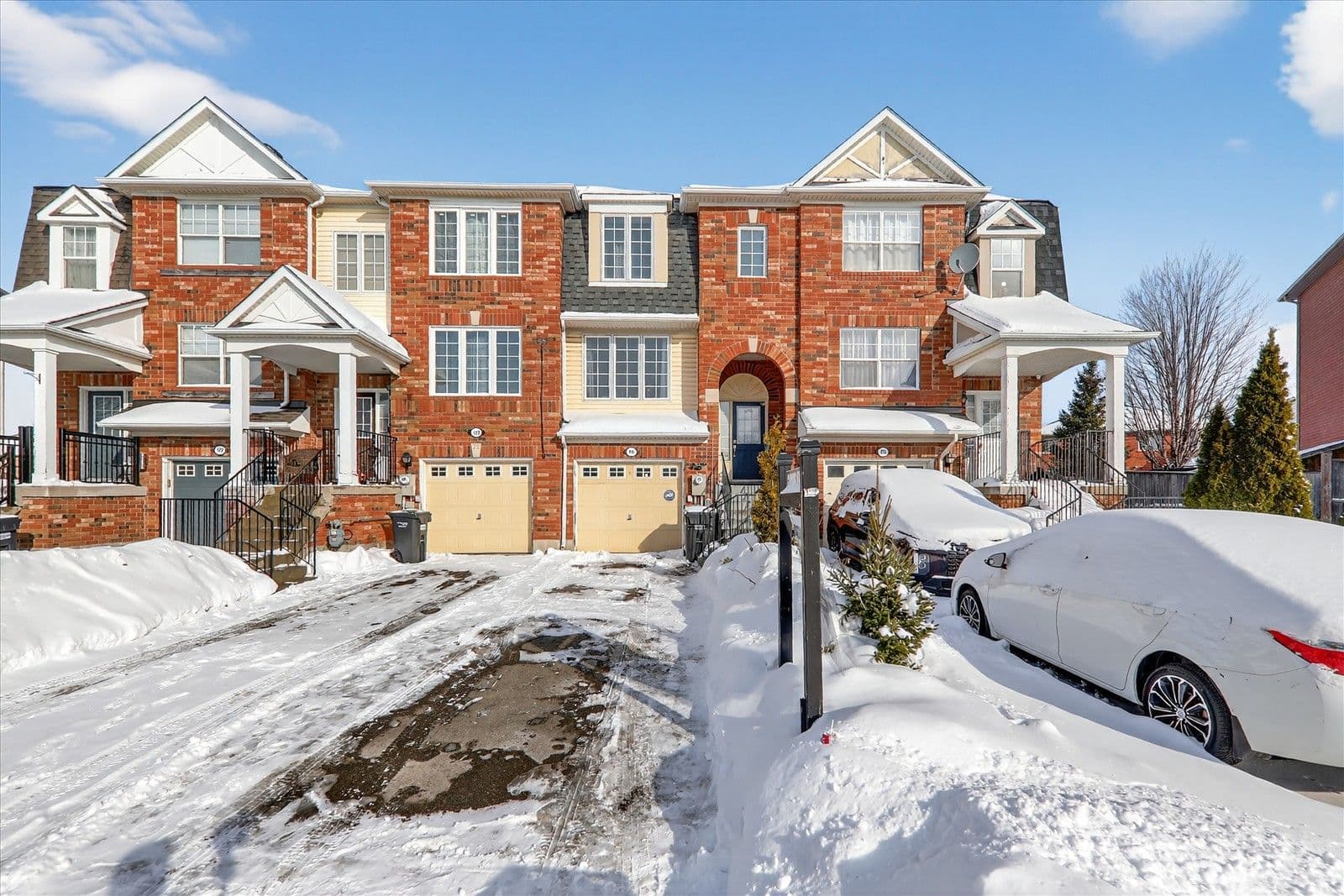 111 Dunlop Court, Brampton, ON L6X 5A6