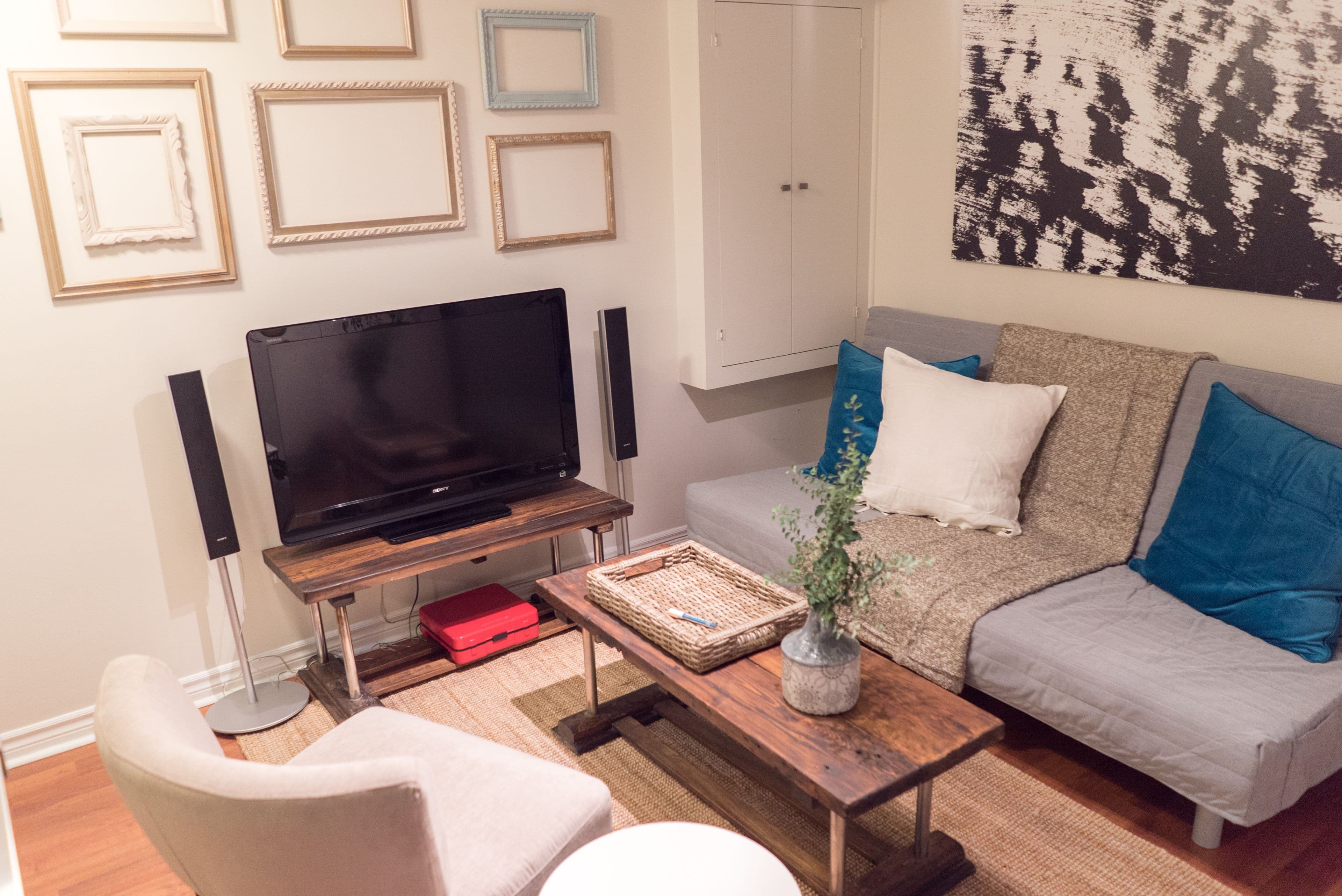 38 Norwood Terrace Lower, Toronto E02, ON M4E 2H1