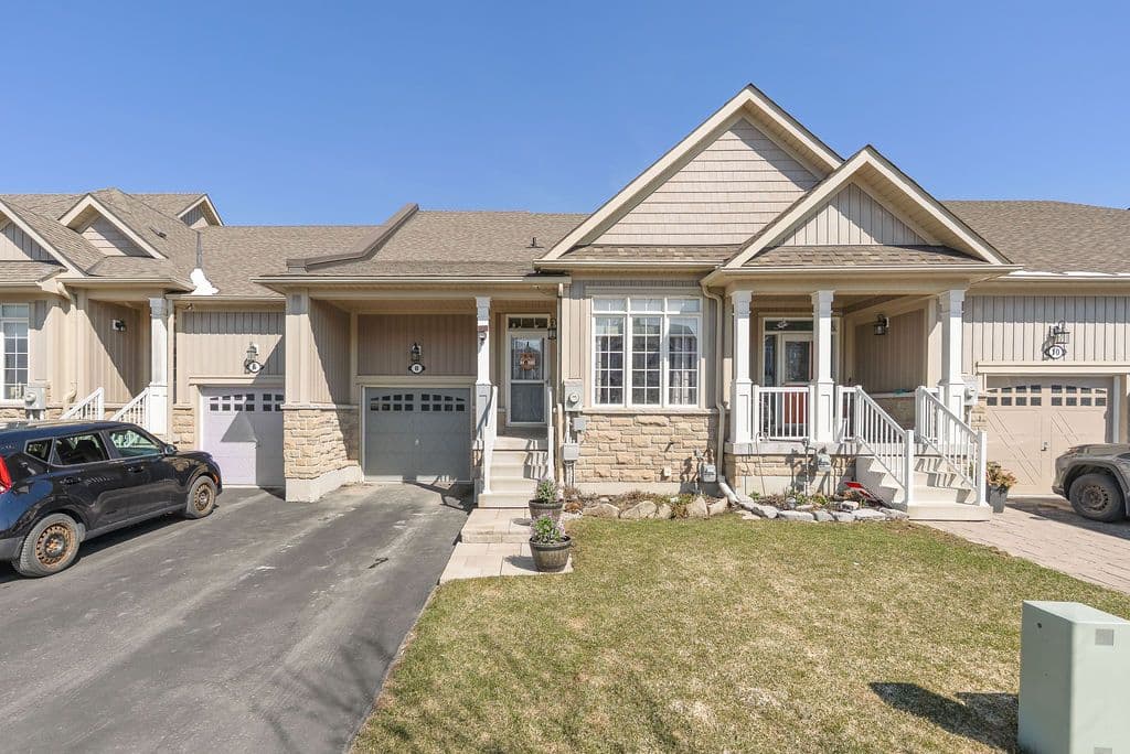 8 Deacon Crescent, Kawartha Lakes, ON K9V 0L4