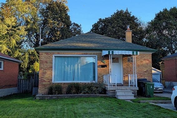 43 Tansley Avenue Main Floor, Toronto E09, ON M1J 1P2