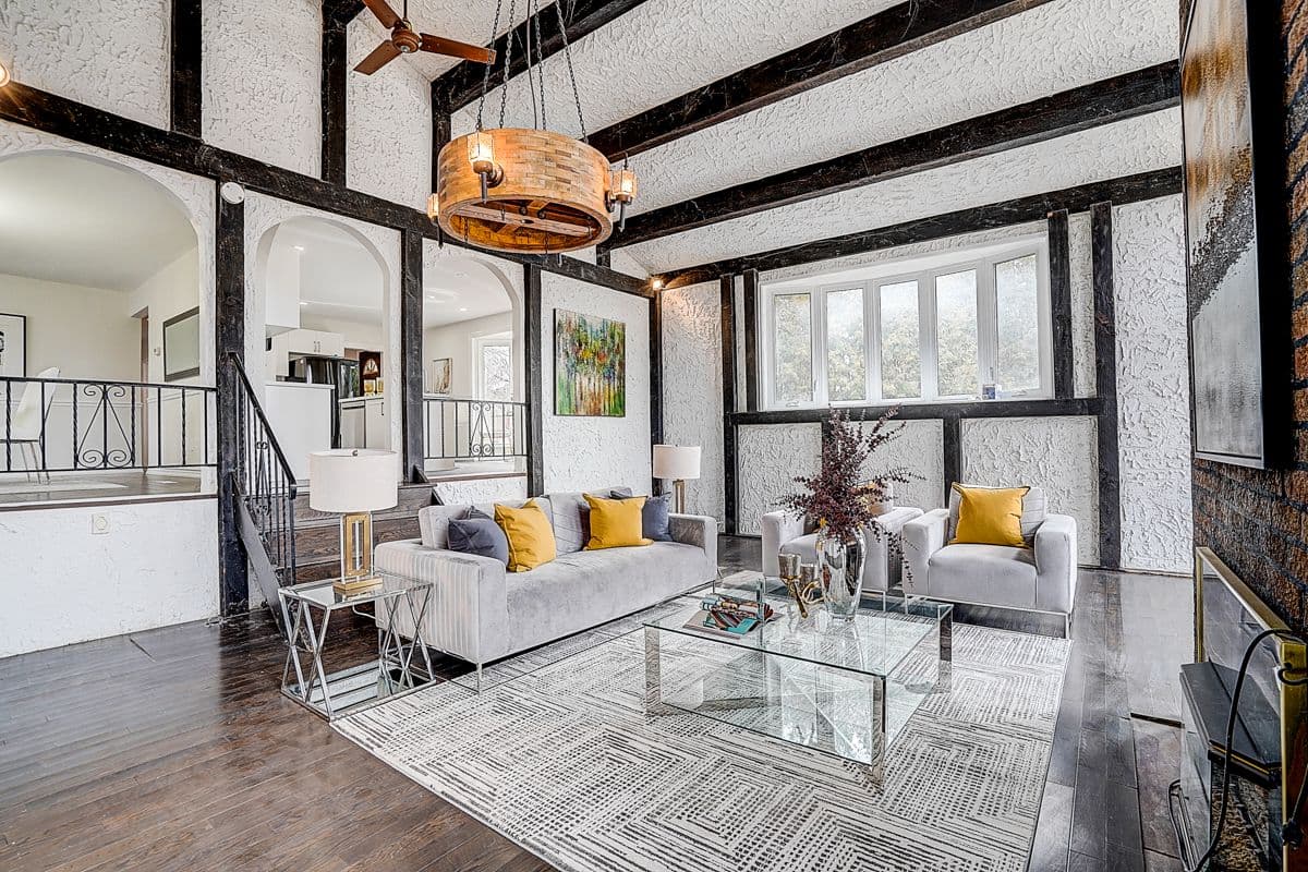 194 South Channel Drive, Georgina, ON L4P 2N3