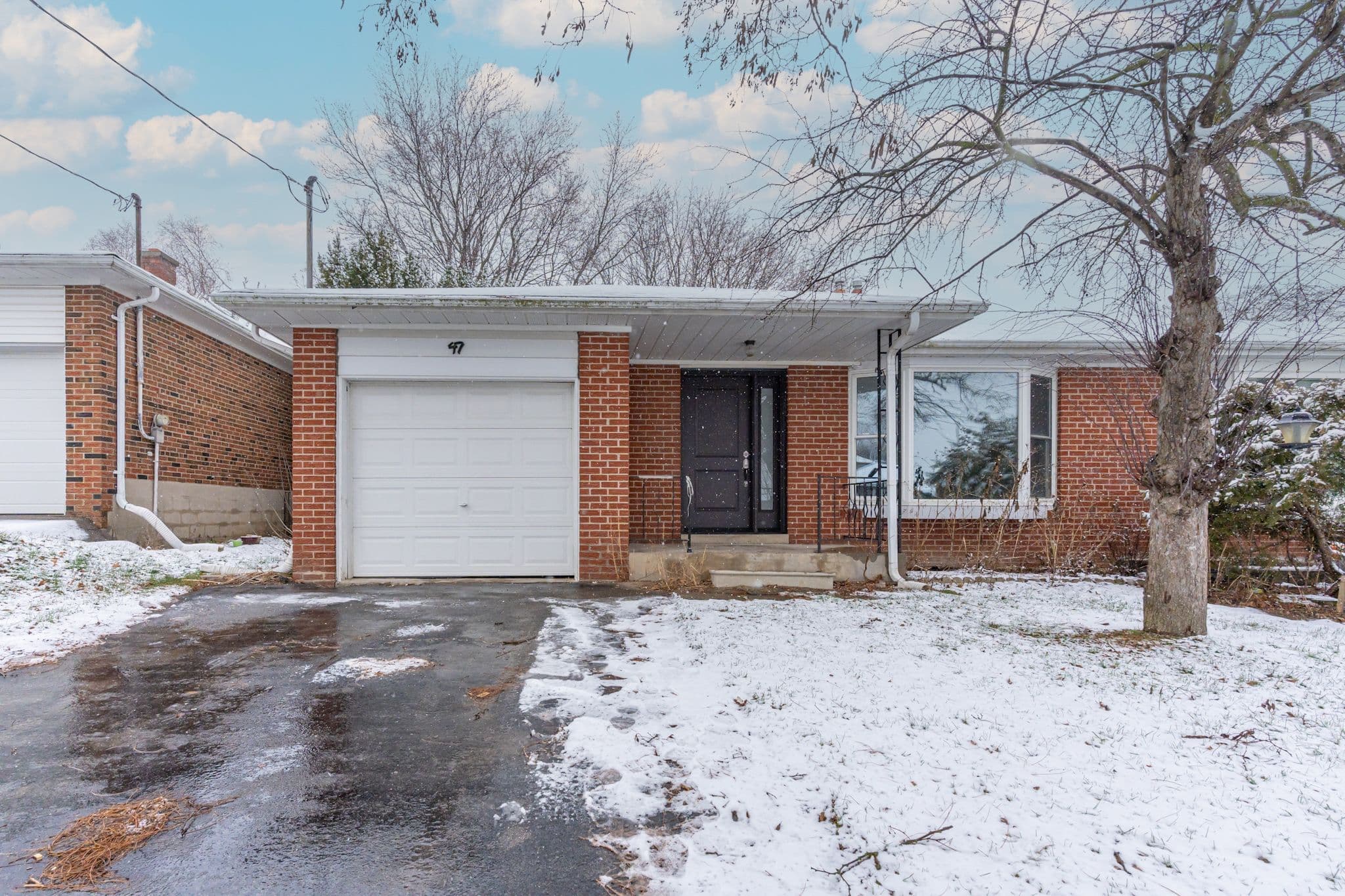 47 Sherwood Forest Drive Main, Markham, ON L3P 1P5