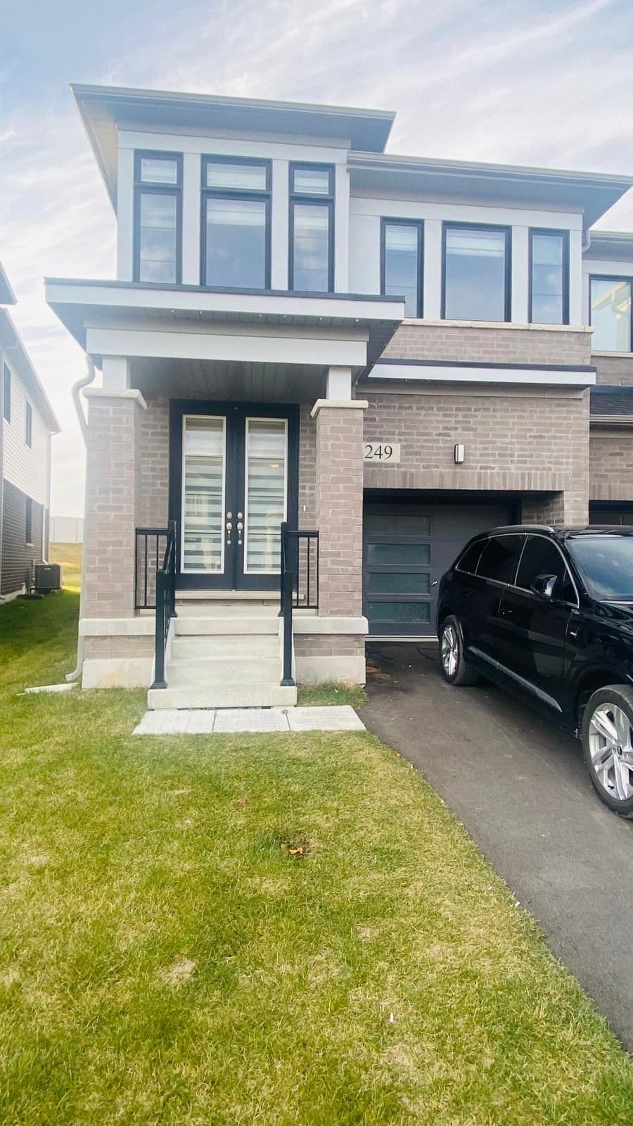 249 Rosebury Way, Hamilton, ON L0R 1W0