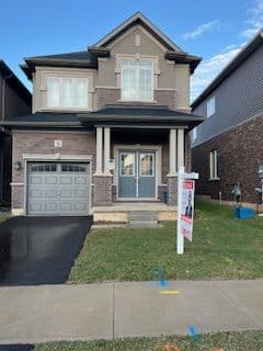 11 Copeman Avenue, Brantford, ON N3V 0B3