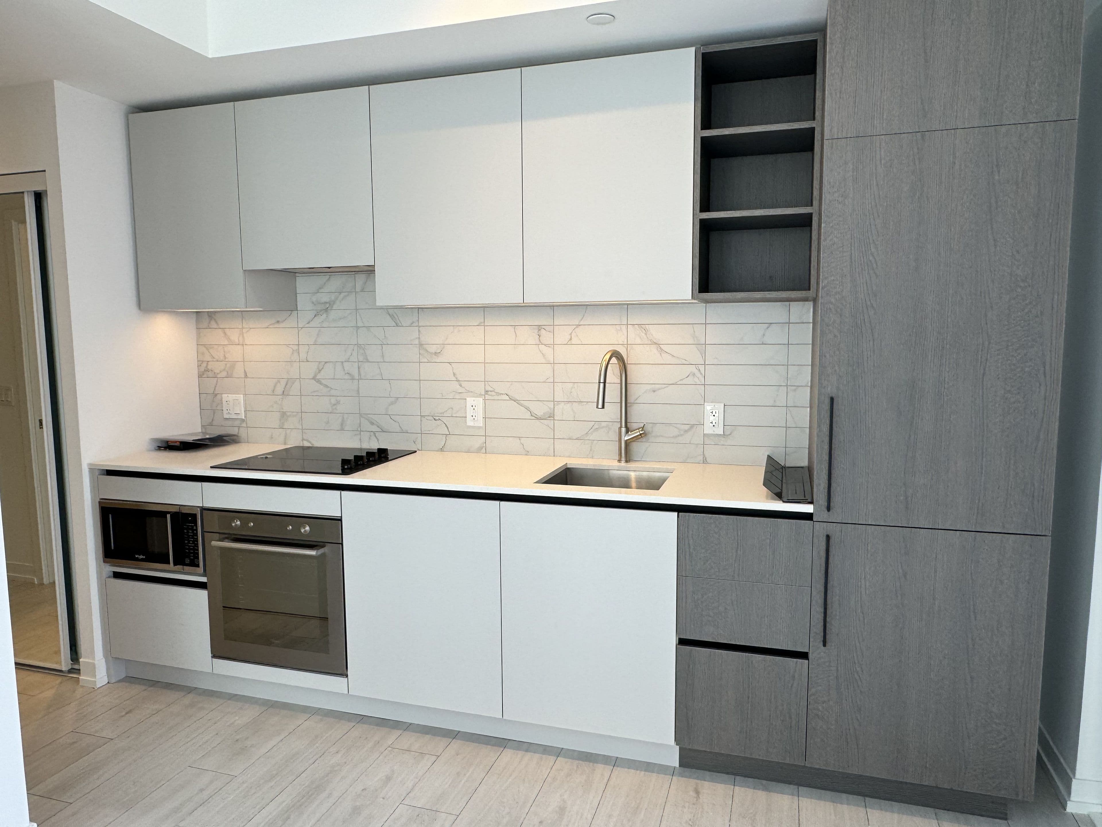 55 MERCER Street 3805, Toronto C01, ON M5V 3W2