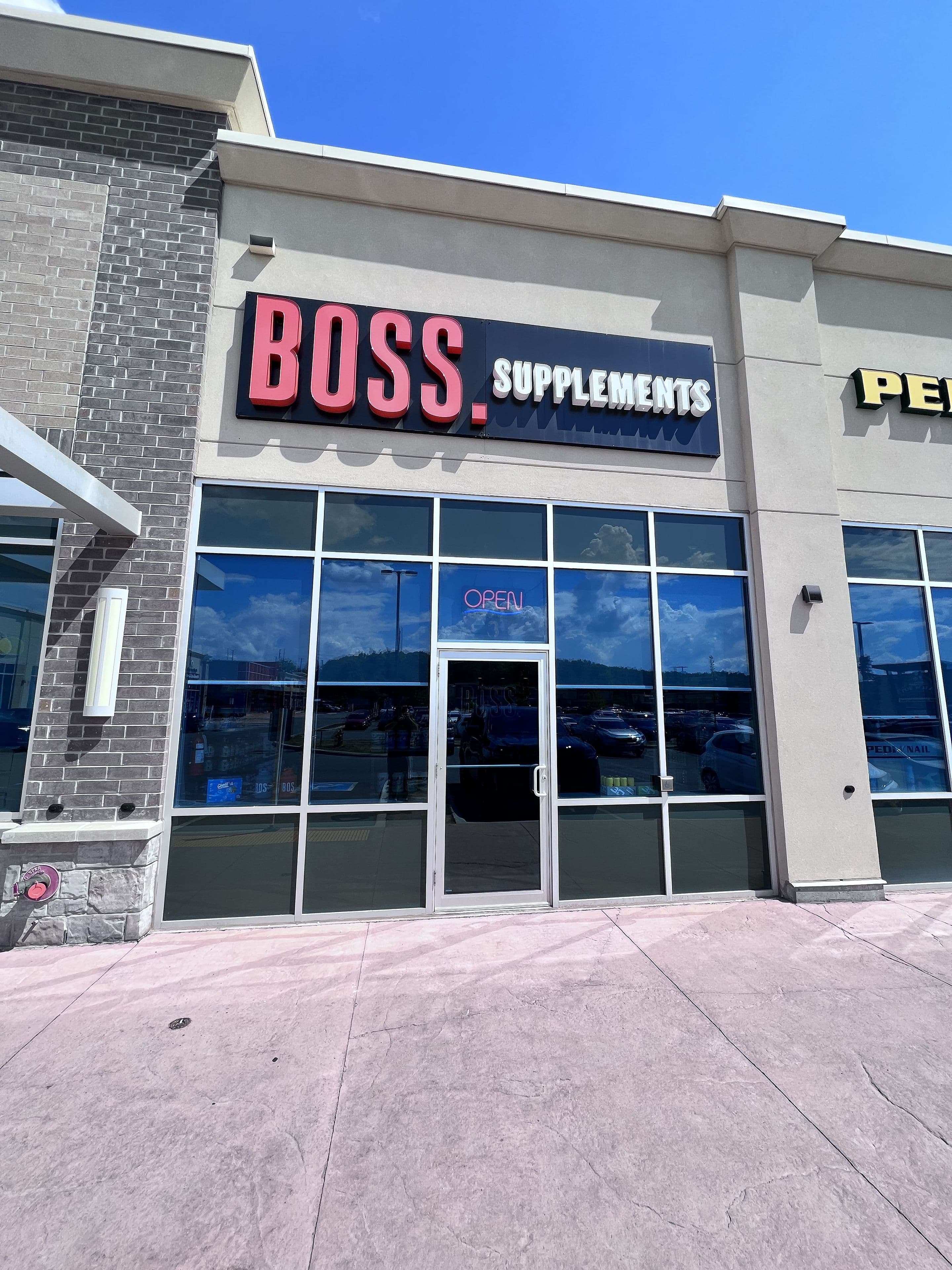 1911 Ironoak Way Unit 3, Oakville, ON L6H 0N1