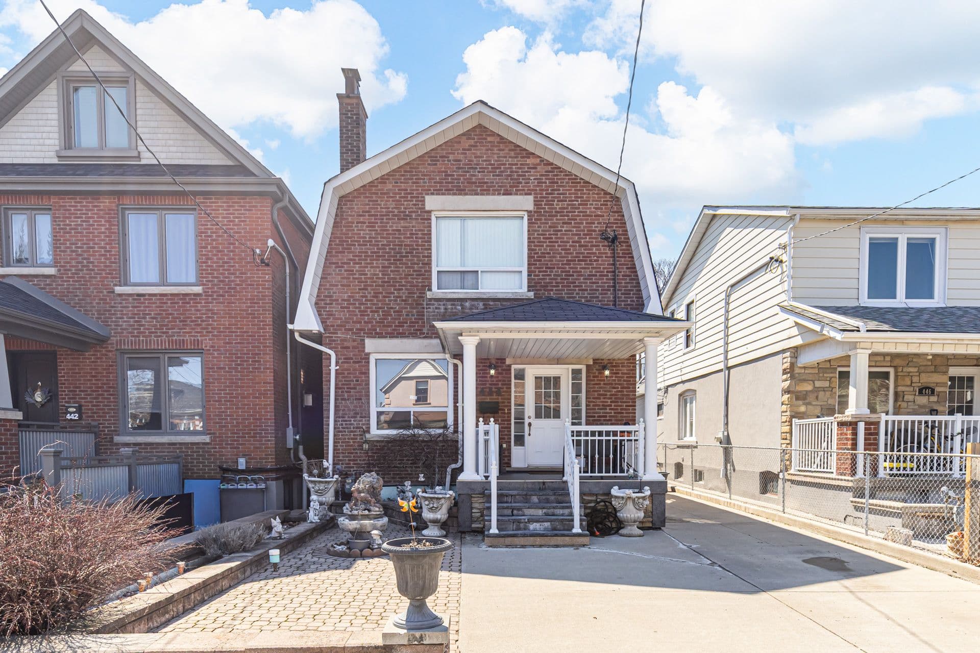 444 Maybank Avenue, Toronto W02, ON M6N 3S8