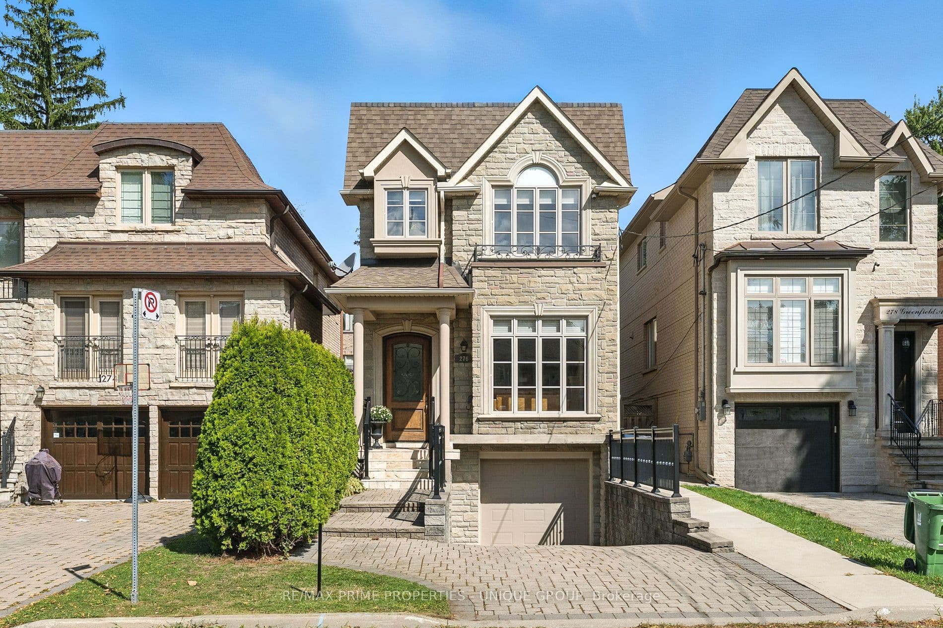 276 Greenfield Avenue, Toronto C14, ON M2N 3E5