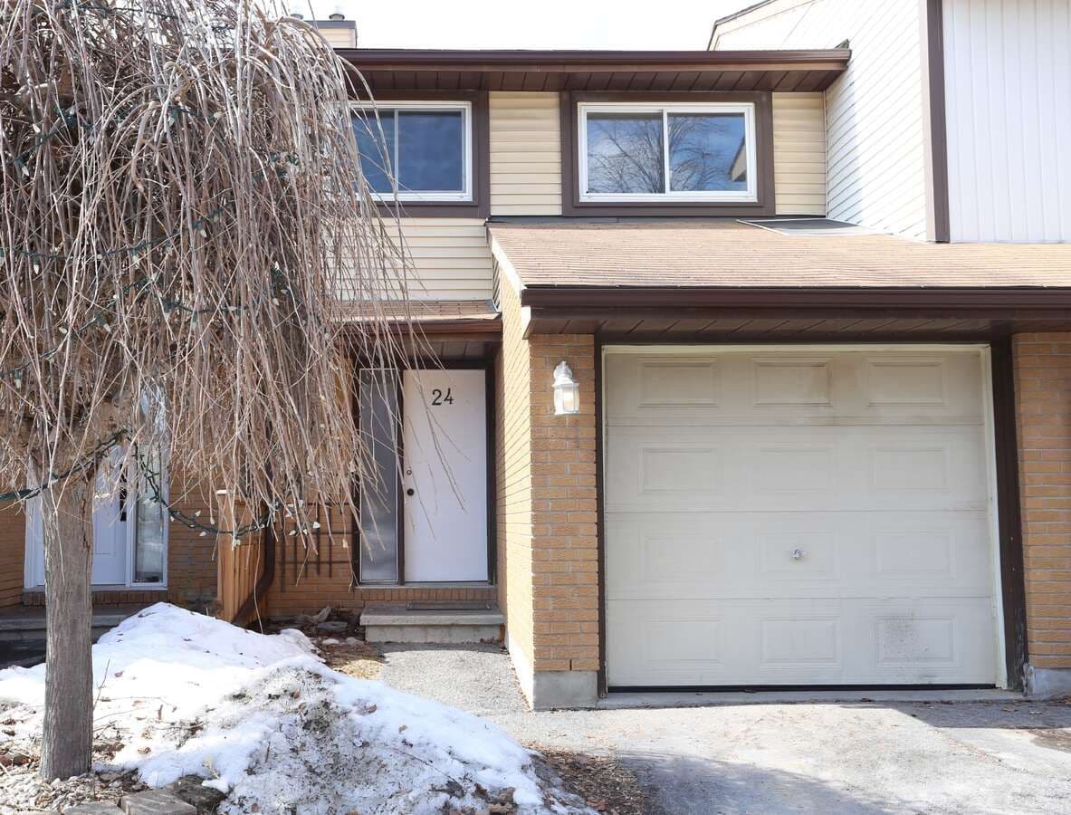 24 Baneberry Crescent 71, Kanata, ON K2L 2Y4