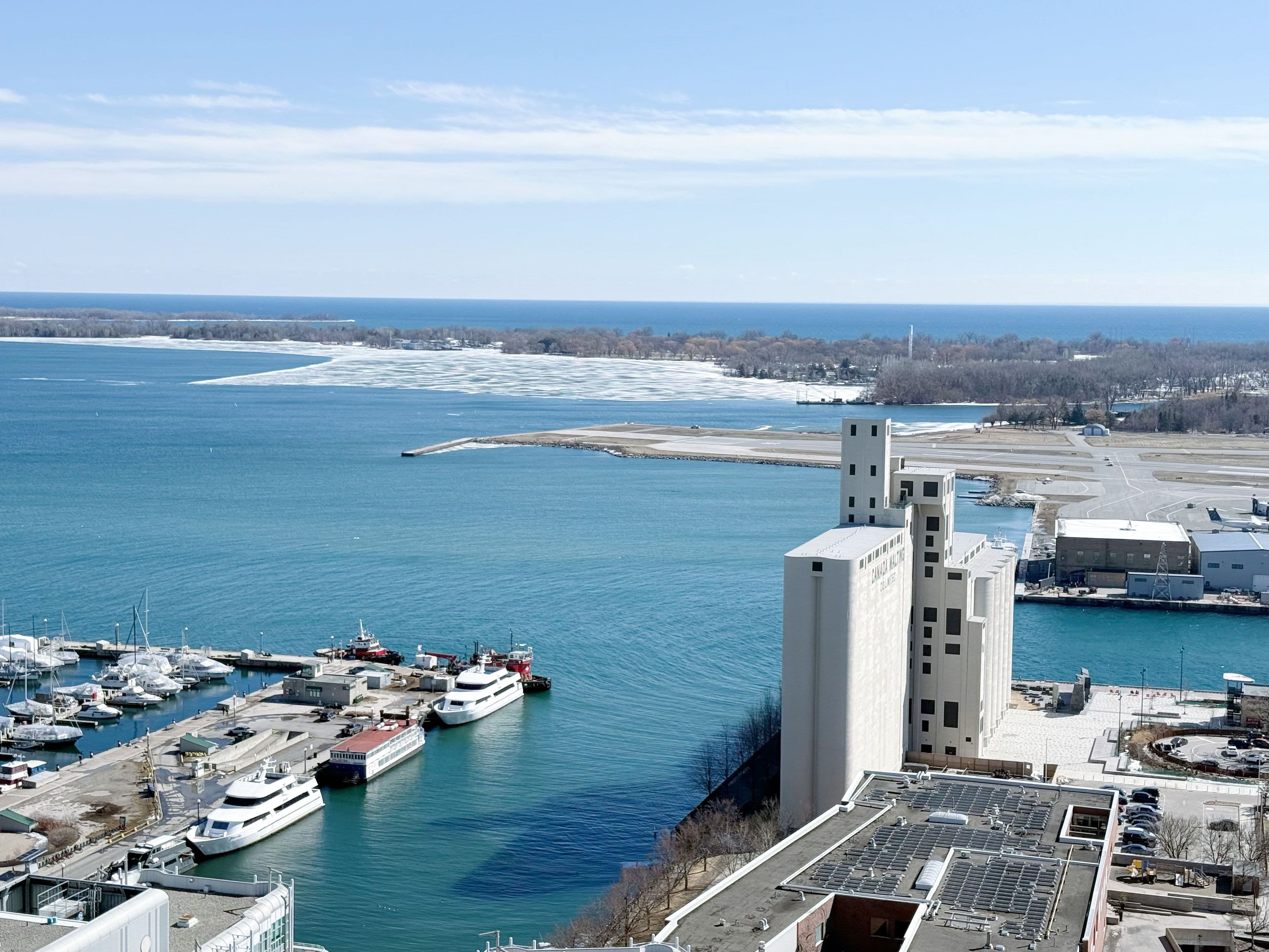 17 Bathurst Street 3316, Toronto C01, ON M5V 0N1