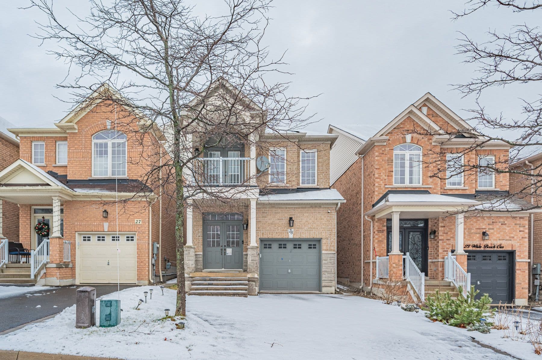 25 White Beach Crescent, Vaughan, ON L6A 4K6