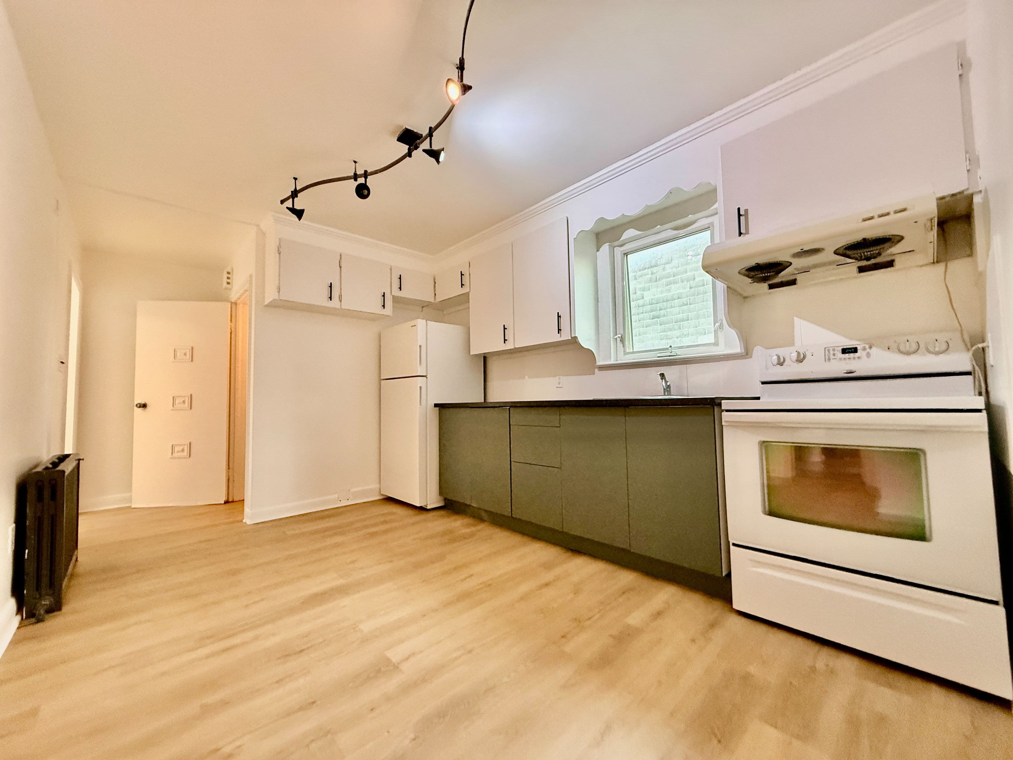 314 Browns Line N/A Upper, Toronto W06, ON M8W 3W2