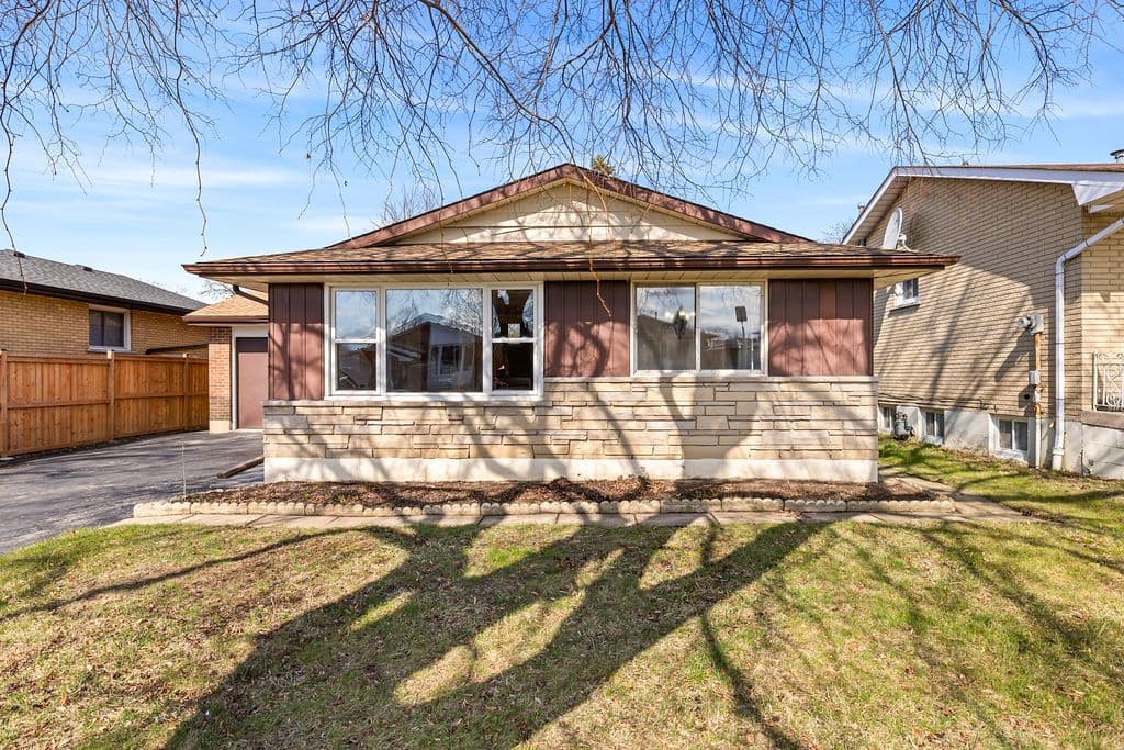 78 Cromwell Crescent, Hamilton, ON L8G 2G2
