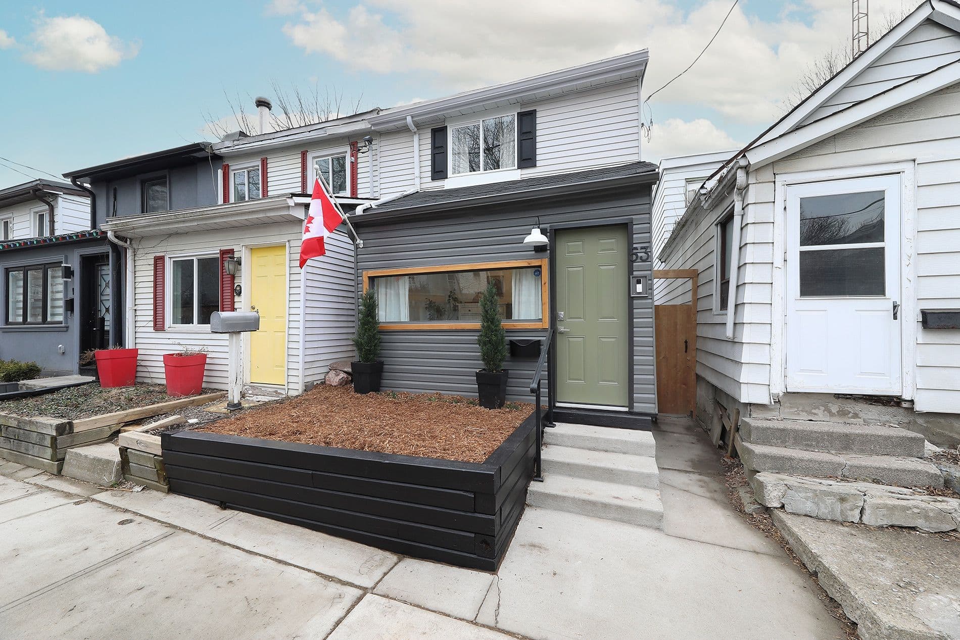53 Craven Road, Toronto E01, ON M4L 2Z4