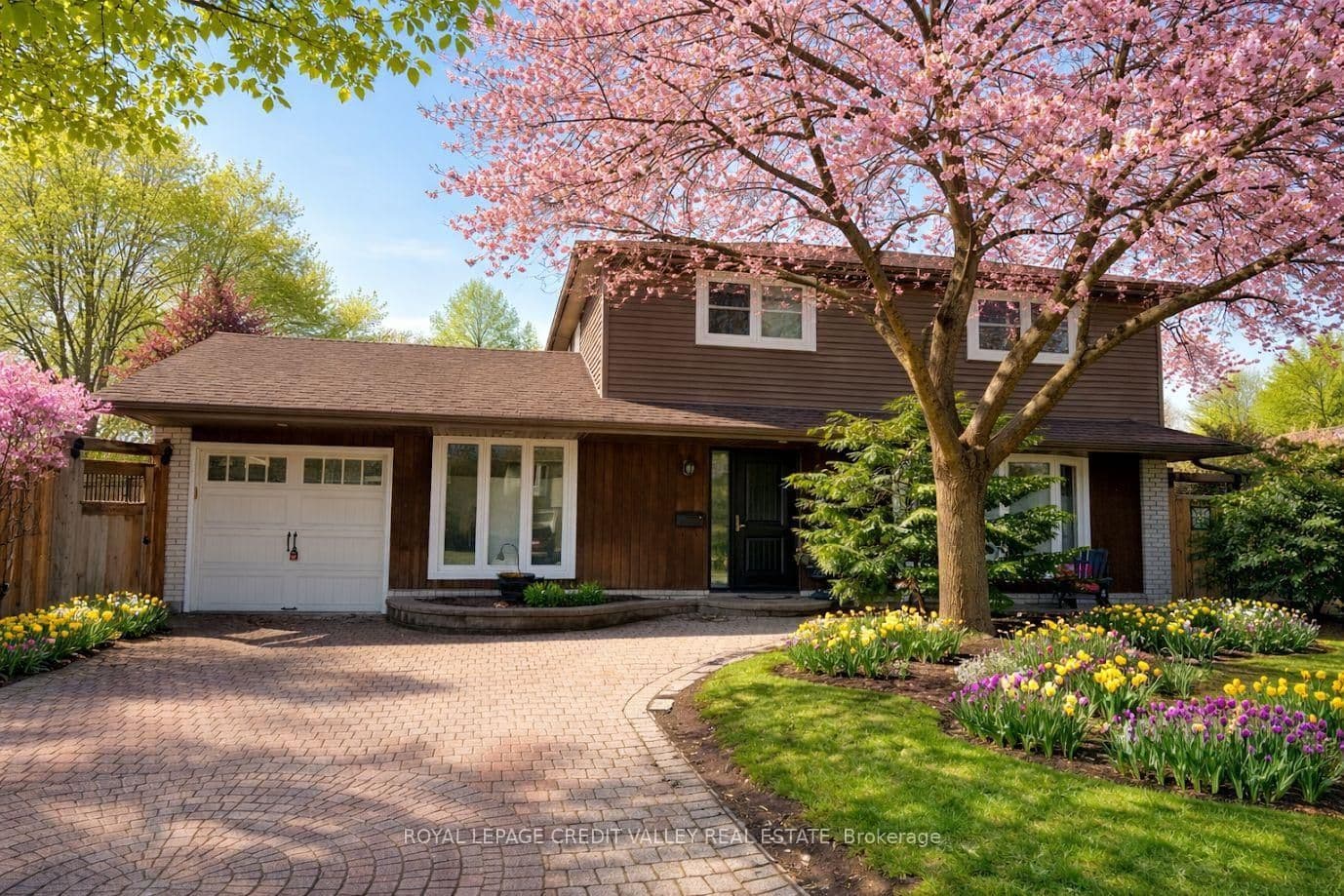 36 Lockton Crescent, Brampton, ON L6W 1C3