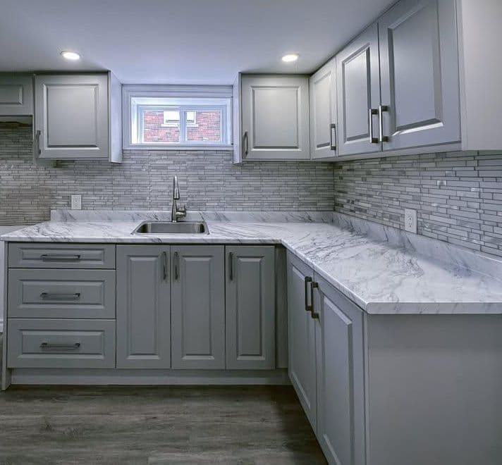 87 Cadillac Avenue S, Oshawa, ON L1H 5Z3